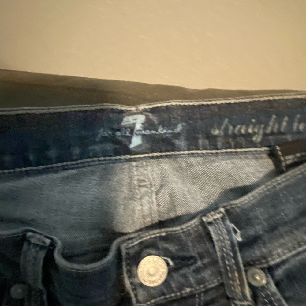 7 For All Mankind Standard Straight Leg Jeans woman’s - Picture 2 of 5